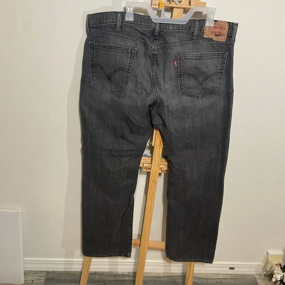 Levi’s 559 relaxed straight, charcoal, gray denim pants size 40x32